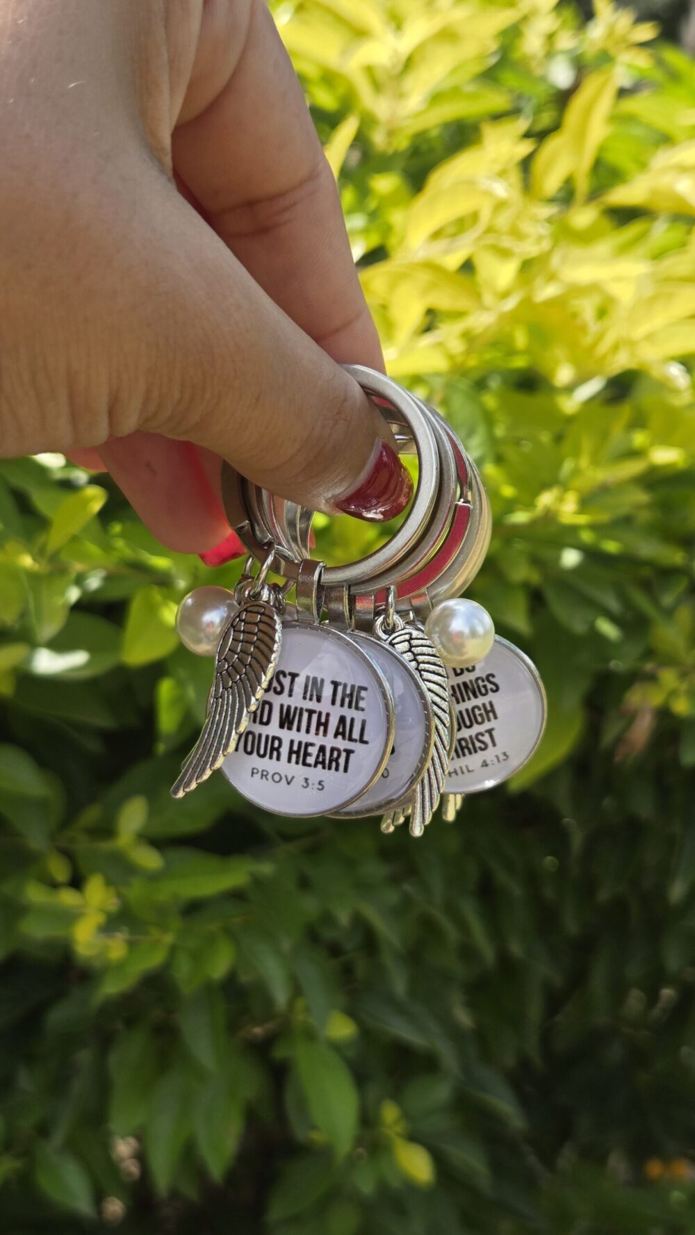 Round Bible Verse Keyholder